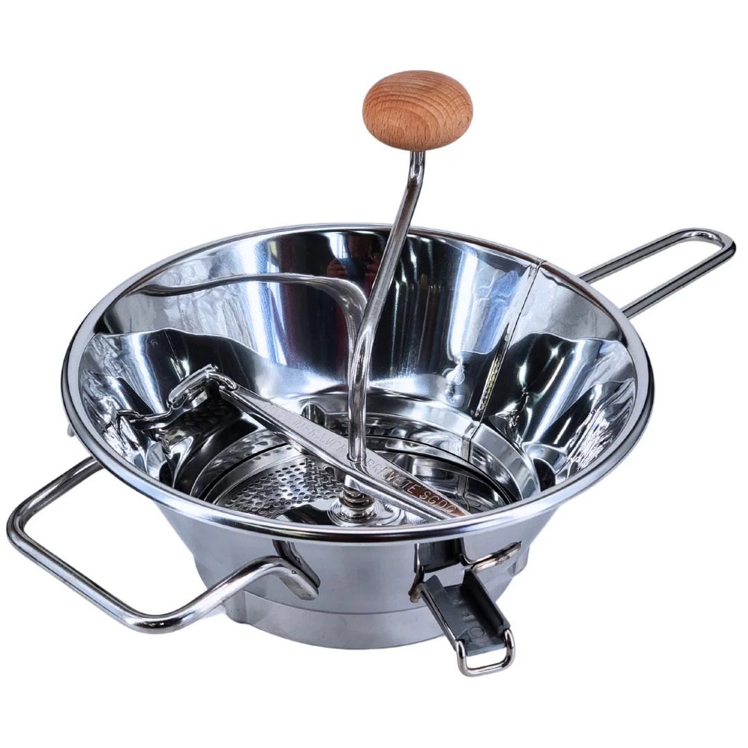 CLR - Guillouard - SS Food Mill 2.1QT / 9.5" Dia - 010760 - DISCONTINUED - Image 2