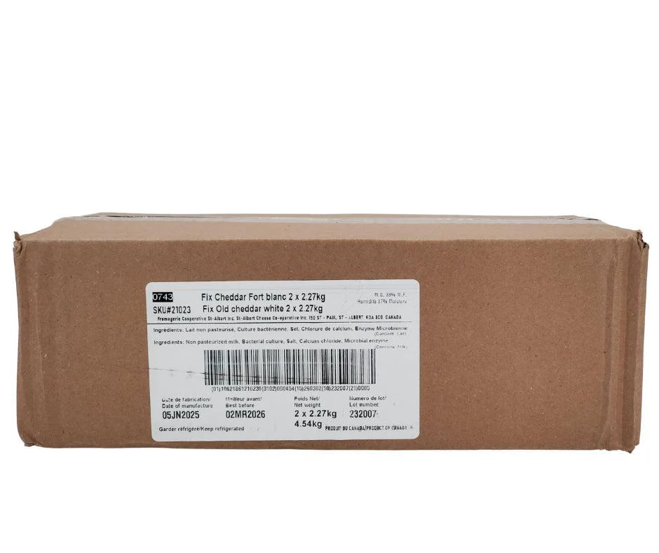 St. Albert - Old Cheddar - White - Cheese - Image 2